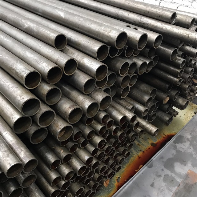 日喀则光亮无缝钢管厂